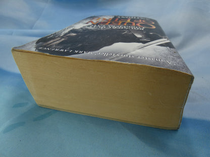 Raven's Shadow Book 3: Queen of Fire by Anthony Ryan (PB, 2016) + Free Post