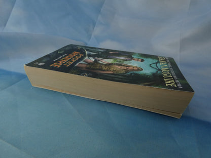 Pocket Apocalypse (InCryptid, 4) by Seanan McGuire (Paperback, 2015) + Free Post