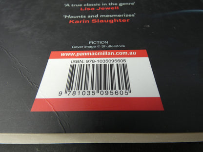 Run On Red by Noelle W. Ihli (Paperback, 2026) + Free Postage